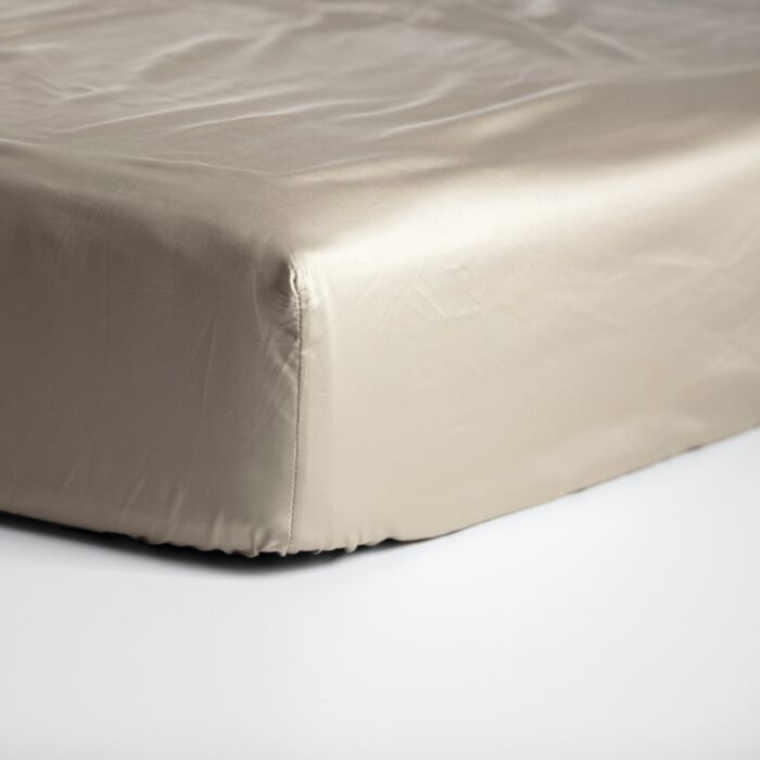 Cinderella Sundays spannbettlaken 120x200cm satin taupe (bis 25cm)
