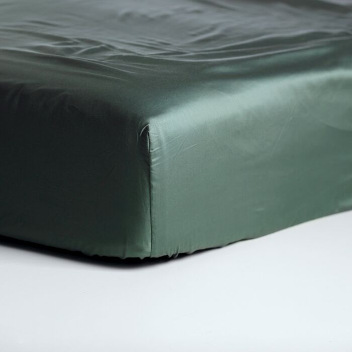 Cinderella Sundays spannbettlaken 80x210cm satin grün (bis 25cm)